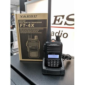 Yaesu FT -4xe Dual Band Vhf / Uhf 5 Watt transceiver