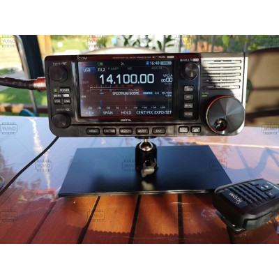 Soporte de tabla para IC-705